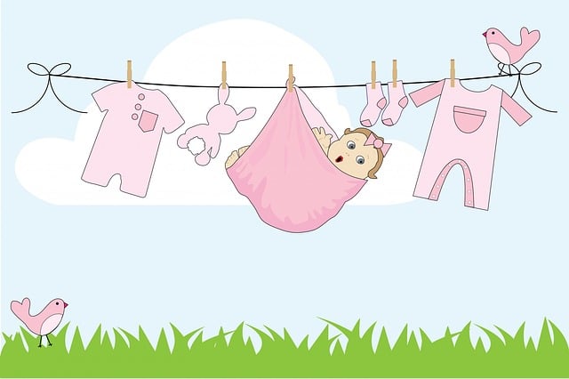 De complete gids voor comfortabele, veilige en seizoensgebonden babykleding: soorten, materialen en tips